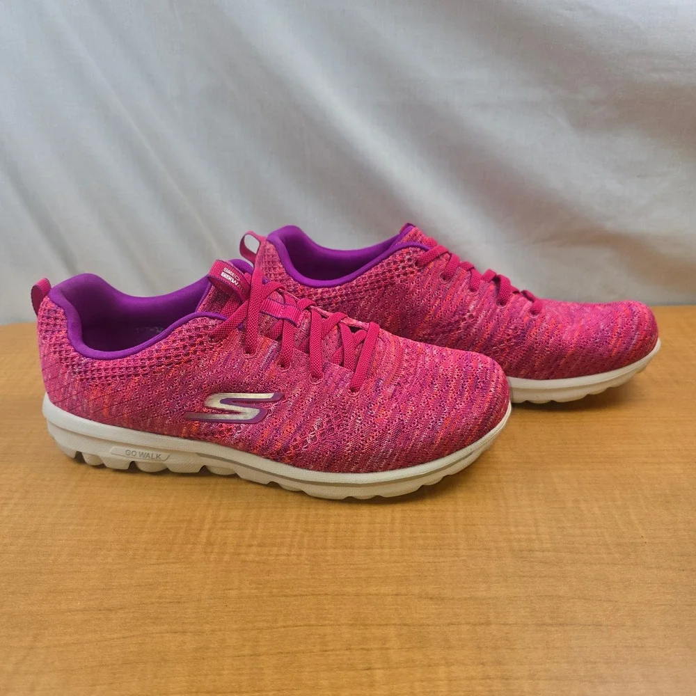 Skechers GO WALK Goga Mat Women's Size 11 Slip On Hot Pink Casual SneakersShoes